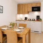 Yachthafenresidenz-wohnung-6303-773 * Kuehlungsborn